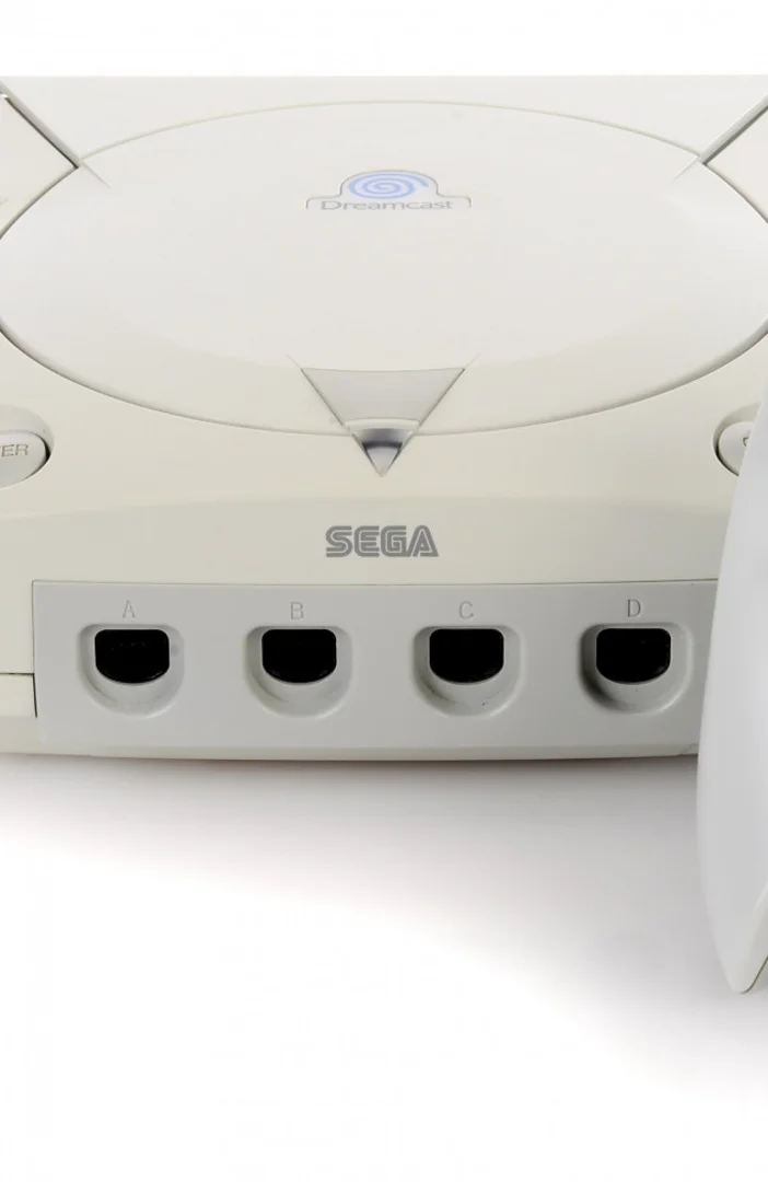 Sega says high costs are stopping them producing a Dreamcast or Saturn mini console